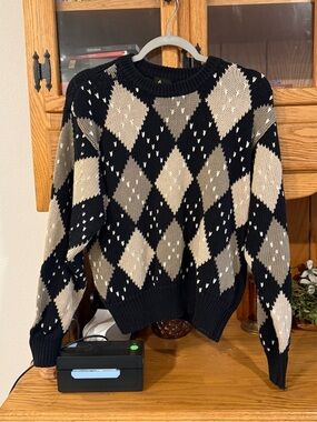 Argyle Knit Sweater - Black and Tan